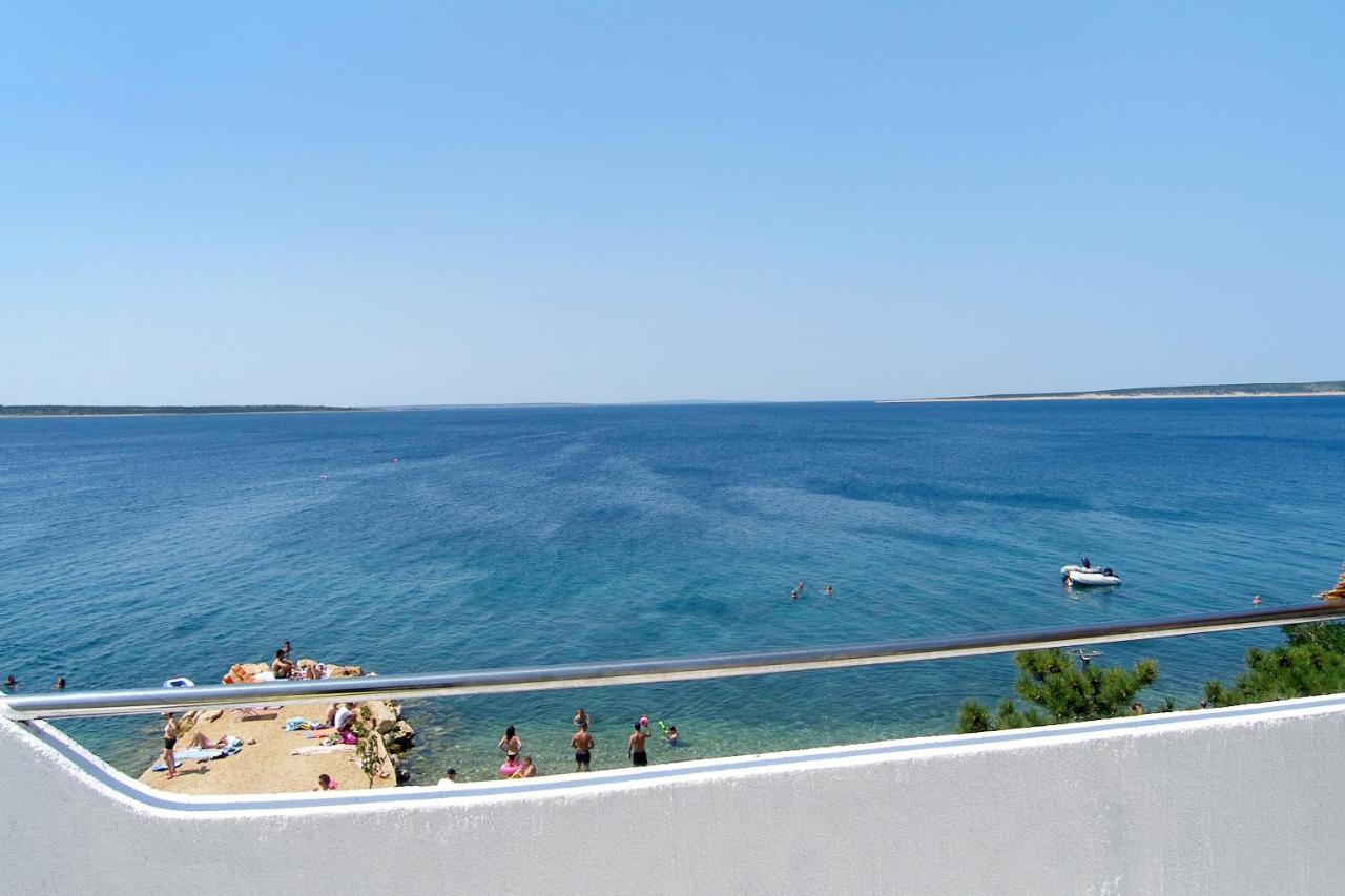 Apartments By The Sea Mandre, Pag - 4093 Колан Екстериор снимка