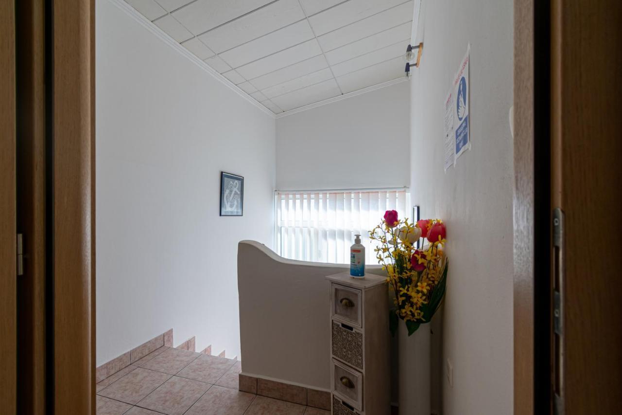 Apartments By The Sea Mandre, Pag - 4093 Колан Екстериор снимка