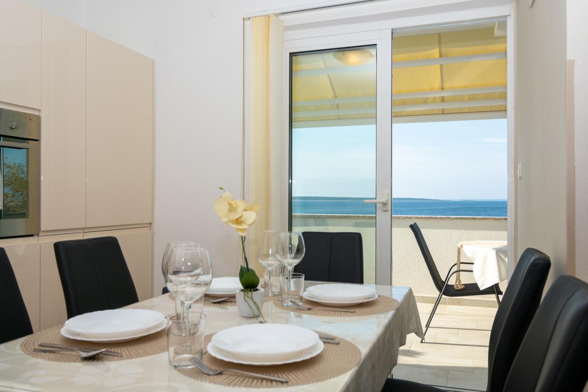 Apartments By The Sea Mandre, Pag - 4093 Колан Стая снимка