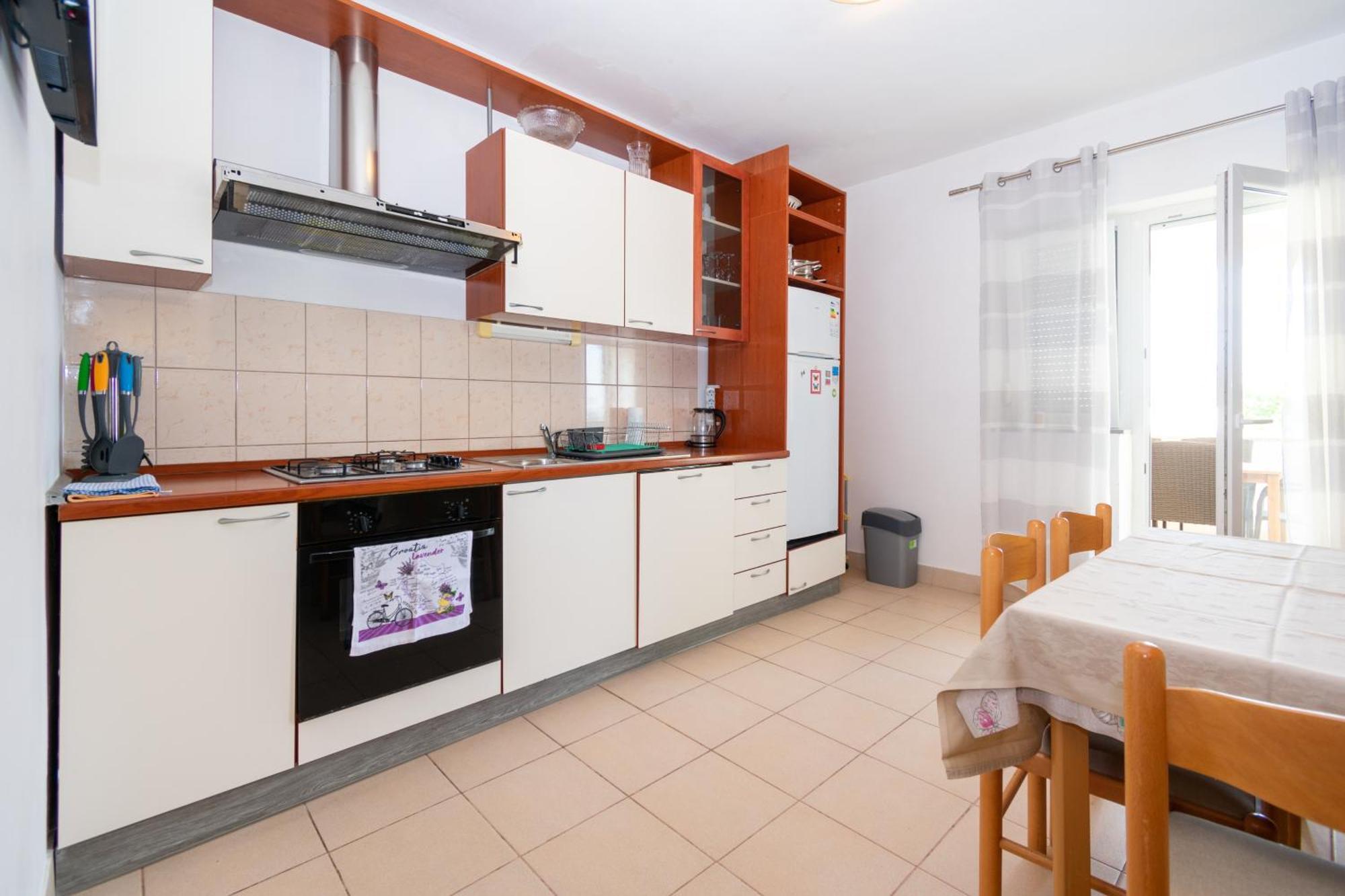 Apartments By The Sea Mandre, Pag - 4093 Колан Стая снимка